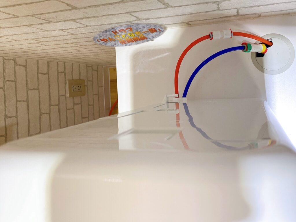 ウォータースタンド 背面:ネオス2を背面から撮影した画像