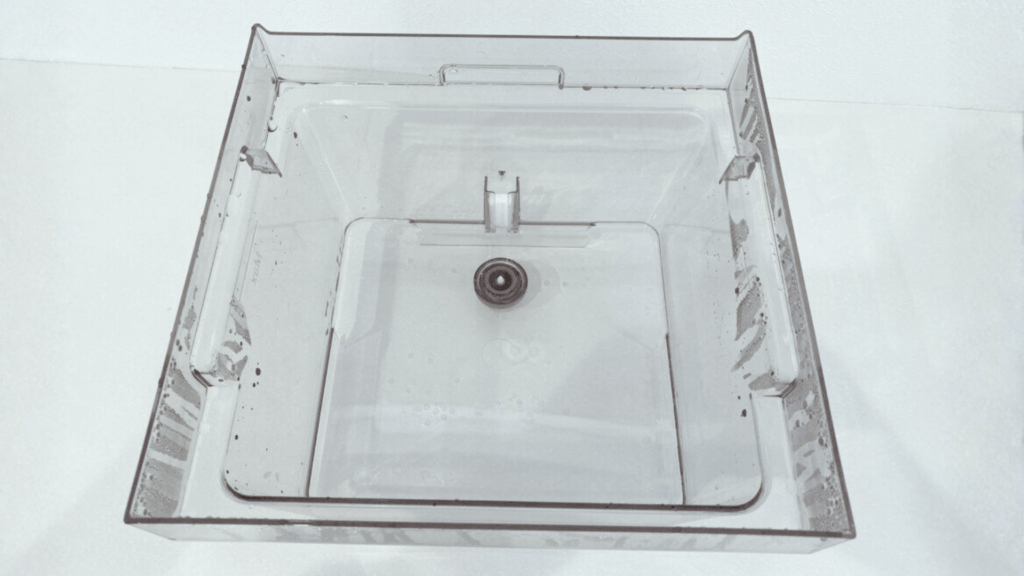ウォータースタンド ピュアライフ Lのタンクを実際に撮影した画像